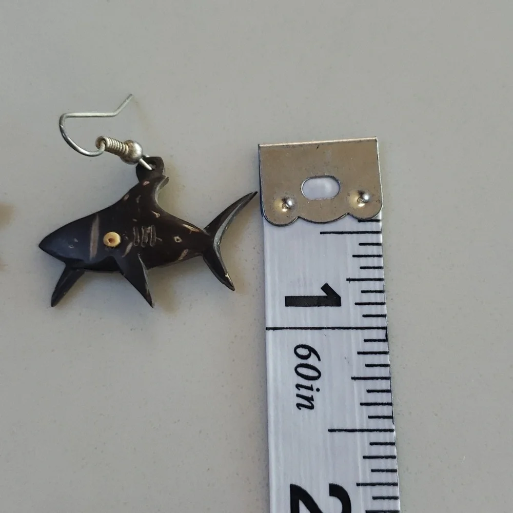 5. Wood Shark Earrings and Necklace - Picture 6 of 9